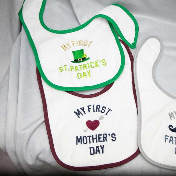 My First  Bibs - Picture 3 of 5